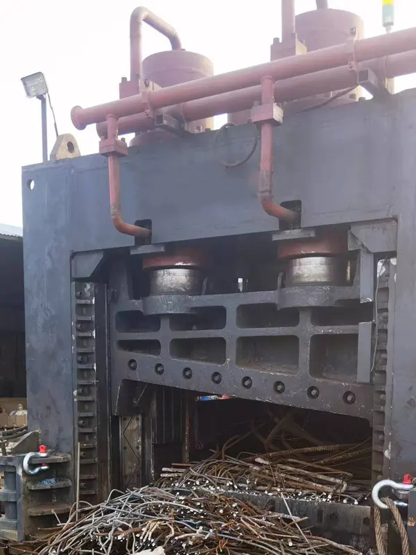 Hydraulic-Gantry-Shears-For-Scrap-Steel3