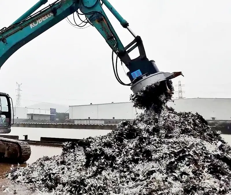 Excavator Magnet Lift, the Choice for Scrapyards