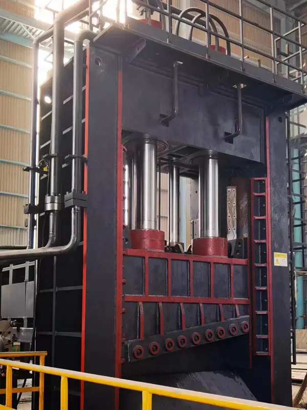 Hydraulic-Gantry-Shears-For-Scrap-Steel1